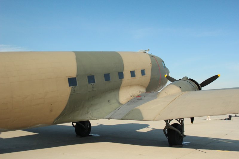 dc3cgdak10.jpg