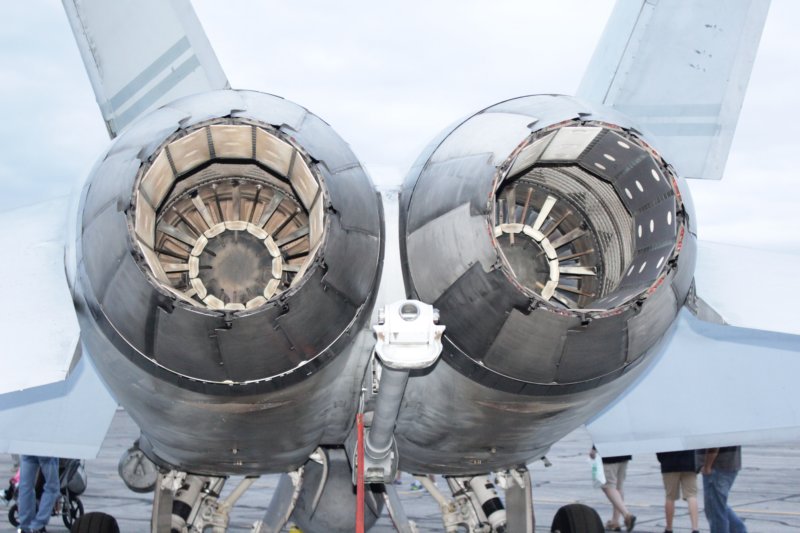 f18fsuperhornet8.jpg