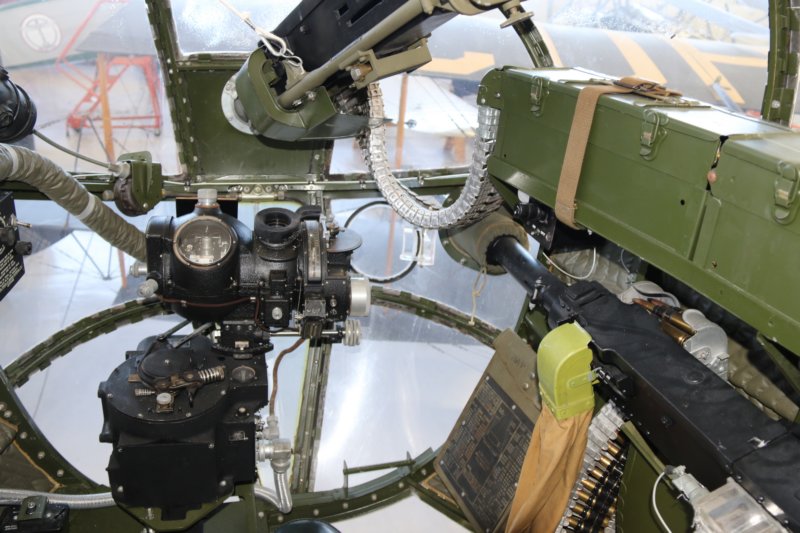 b25n1943j3.jpg