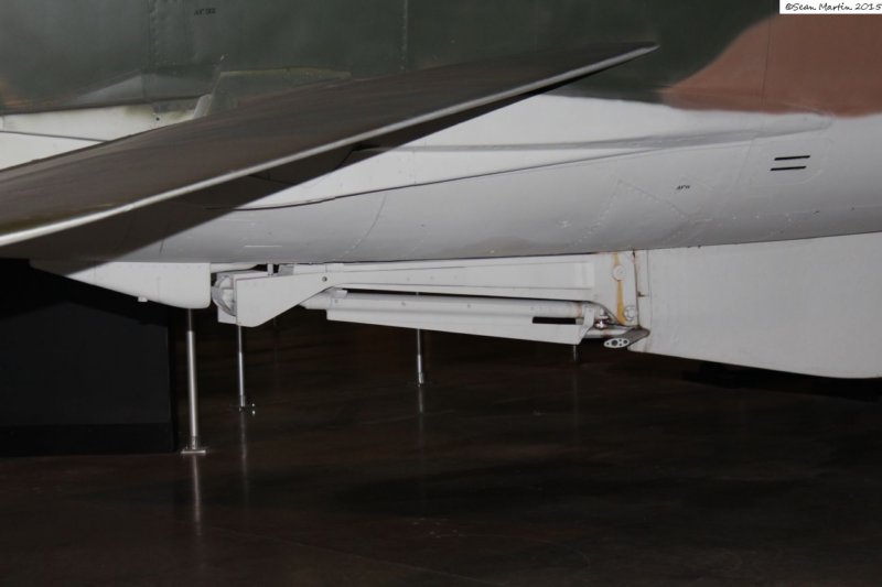 f1056005047.jpg